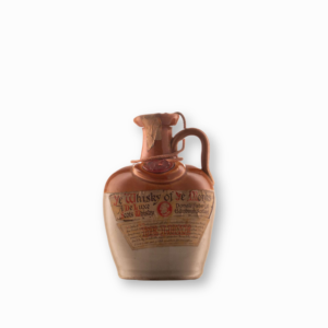 Ye Whisky of Ye Monks "A De Luxe" Ceramic Decanter (1970s Bottling) – whisky bottle